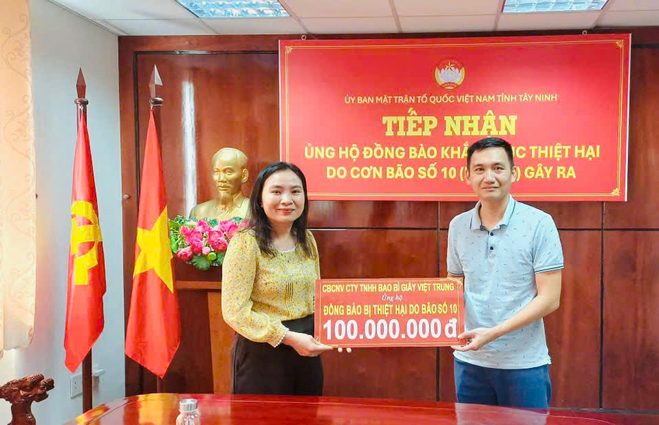 ỦNG HỘ ĐỒNG BÀO MIỀN BẮC KHẮC PHỤC HẬU QUẢ SAU THIÊN TAI